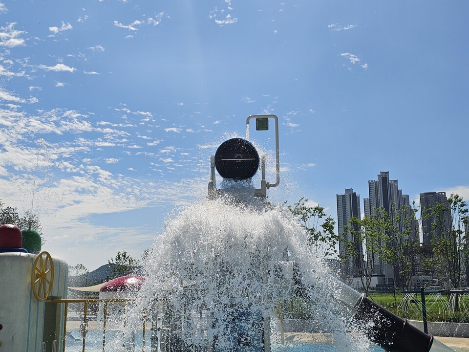 ​​​​​​​18일 월요일 수도권(경기·인천) 지역은 종일 흐린 가운데, 오전까지 가끔 비가 내리겠다. 경기북부는 밤까지 비가 이어지는 곳이 있겠다. (사진=중앙신문 DB)