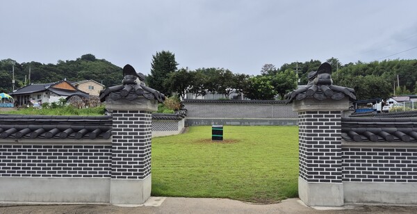 대진대학교가 증산 강일순 성사의 탄생지를 기념하는 동판 제막식을 개최한다. (사진제공=대진대학교)
