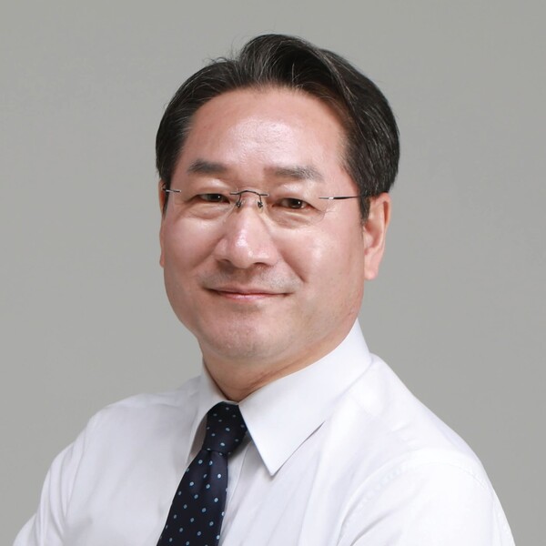 유정복 인천시장이 2일 오후 자신의 페이스북을 통해 “더불어민주당이 저를 비롯한 국민의힘 소속 광역단체장을 겨냥해 허위사실을 퍼뜨리고, 특검을 동원한 하명수사를 요구하고 있다”고 강하게 반박했다. (사진=유정복 인천시장 페이스북)