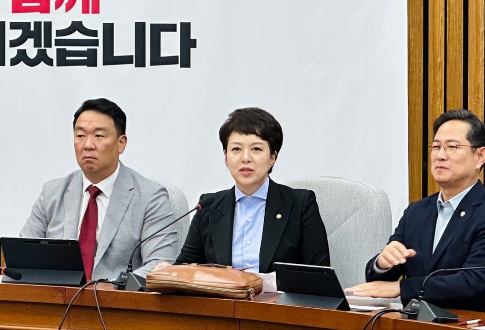 국민의힘 김은혜 국회의원(경기 성남시분당구을)이 5일 오전 자신의 SNS에 글을 올려 현 정부의 노동·기업 정책을 강하게 비판했다. (사진=김은혜 의원 페이스북)