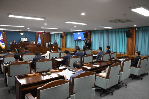 미추홀구의회, 제290회 임시회 개회… 5분 발언·구정질문 이어져