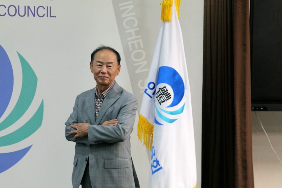지난 3월 인천시체육회 회장 직무정지로 체육계 공백이 발생한 가운데, 민선2기 재선거가 치러졌다. 득표율 53.9%라는 압도적인 지지로 재선거에서 당선된 이규생 회장은 “짧은 임기지만 반드시 공약을 완수해 인천 체육의 도약을 이끌겠다”고 강조했다.  (사진=남용우 선임기자)