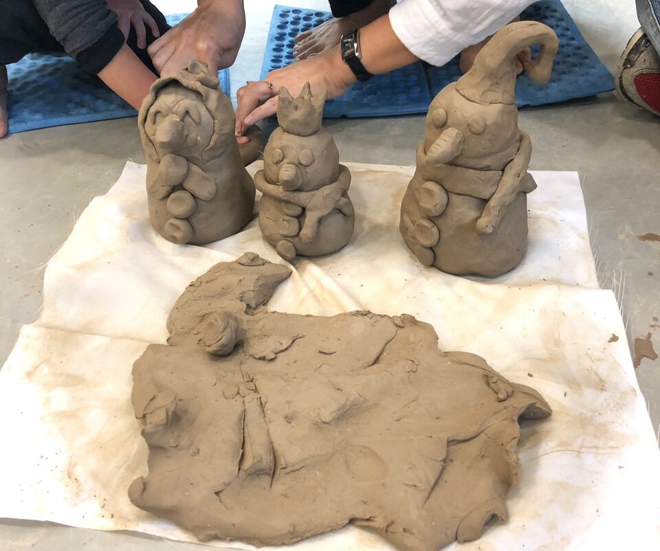 광주에 자리한 한국도자재단 경기도자미술관이 추석 연휴를 맞아 특별 교육 행사 ‘달맞이 흙 놀이터’를 연다. (사진제공=한국도자재단)