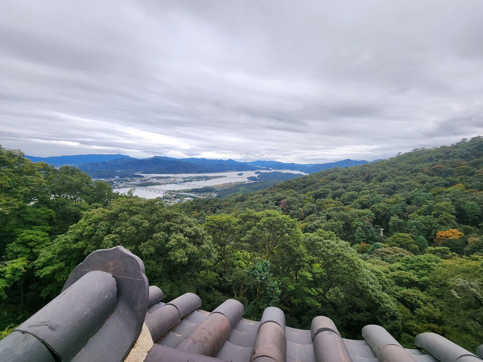 ​​​​​​​16일 목요일 수도권(경기·인천) 지역은 대체로 흐리고, 곳에 따라 아침까지 비가 내리겠다. (사진=중앙신문 DB)