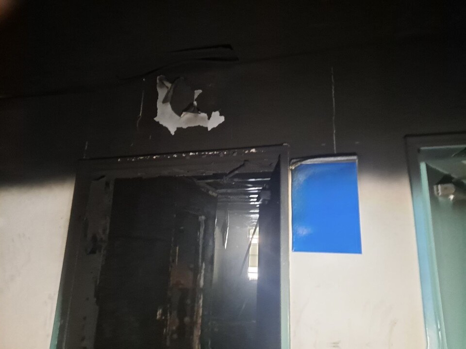 오산시 외삼미동의 코레일 병점차량사업소에서 화재가 발생했으나 30분 만에 꺼졌다. 인명피해는 없었다.(사진제공=경기도소방재난본부)