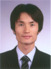 복지팀장 이강준