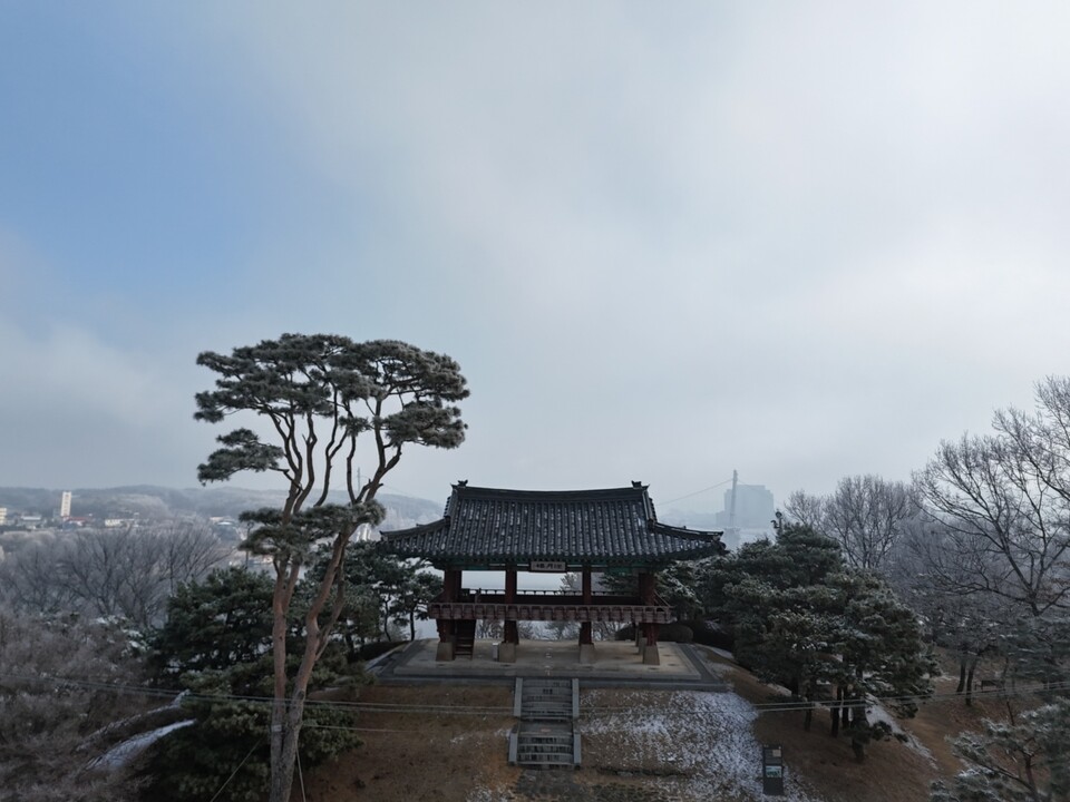17일 수요일 수도권은 오전까지 짙은 안개가 끼는 곳이 있겠으며, 대체로 흐리다가 오전부터 차차 맑아지겠다. (사진=중앙신문 DB)