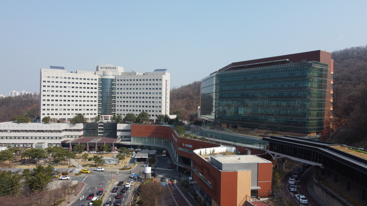 질병관리청이 국내 다섯 번째이자 수도권 첫 감염병 전문병원으로 분당서울대병원을 최종 선정했다. 사진은 분당서울대병원 전경. (사진=중앙신문 DB)
