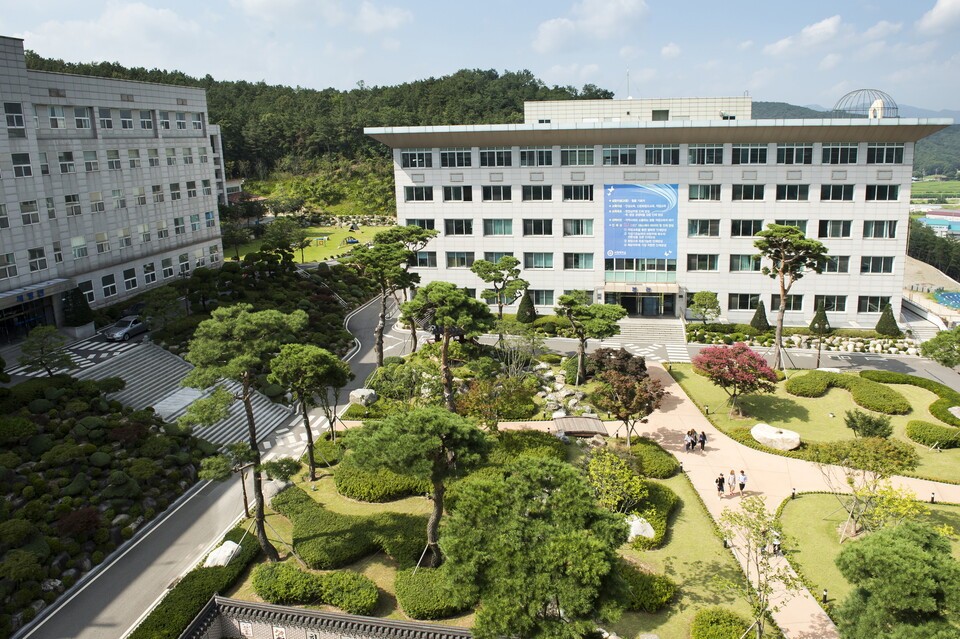 서정대학교 학생들은 오늘도 각자의 자리에서 변화를 만들어가고 있다.  사진은 서정대학교 전경. (사진제공=서정대학교)