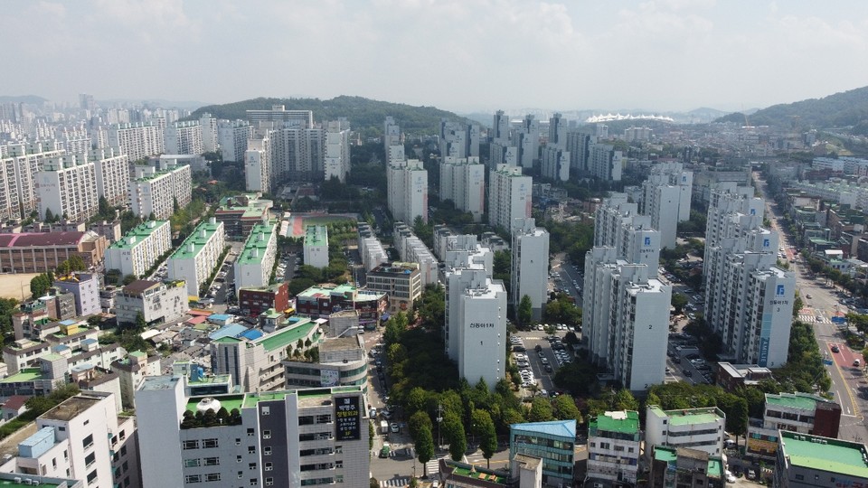 인천광역시 부동산 매매가격의 하락 폭이 5개월 연속 축소되는 반면, 전세가는 4월에도 전국에서 가장 가장 높은 상승 폭을 기록했다. 사진은 인천시내 전경. (사진=중앙신문DB)