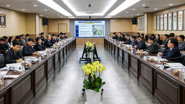 3일 유정복 인천시장이 계양구를 방문해 구정 주요 현안을 공유하고 구민들과 직접 소통하는 '2026년 연두방문'일정을 진행했다. (사진제공=계양구)
