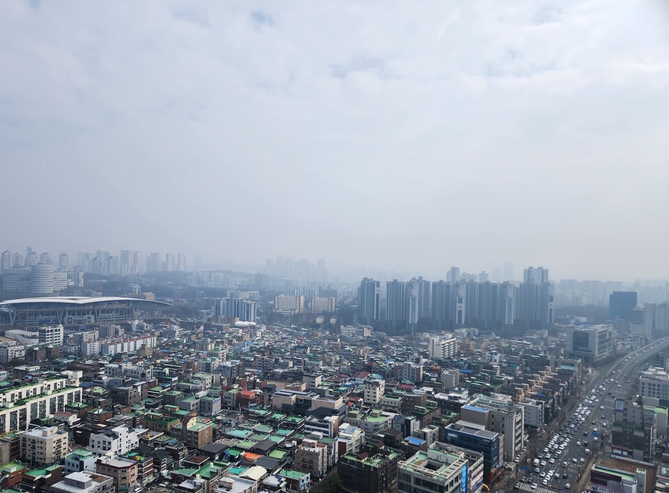 15일 일요일 수도권(인천, 경기 등) 지역은 오전까지 짙은 안개가 끼겠고, 곳에 따라 이슬비가 내리는 곳도 있겠다. (사진=중앙신문 DB)