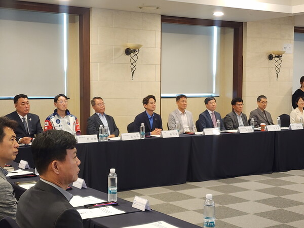 황대호 위원장이 밀라노 동계올림픽 성과를 계기로 경기도 중심의 동계체육 육성과 국가 체육정책 주도 필요성을 강조했다. (사진제공=경기도의회)