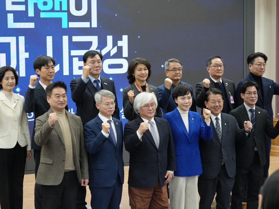 더불어민주당 김병주 국회의원이 4일 오전 자신의 페이스북 계정 글을 통해 ‘조희대 대법원장 탄핵 공청회’ 개최 사실을 언급하며, 사법개혁과 탄핵 필요성을 강조했다. (사진=김병주 의원 페이스북)