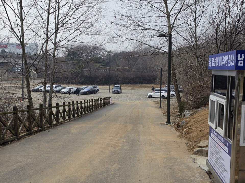 인천 남동구가 ‘남동 물빛놀이터’ 임시주차장을 남동산단 근로자들을 위해 개방했다. (사진제공=남동구)