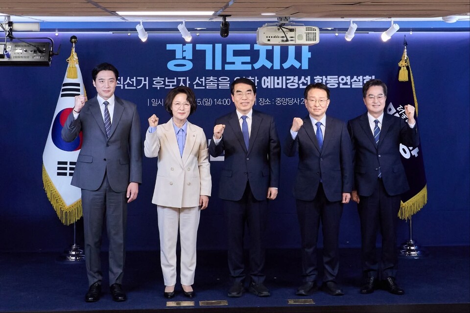 더불어민주당 경기도지사 후보 선출을 위한 경선이 3파전으로 압축됐다. 민주당은 22일 예비경선 결과를 발표하고 김동연 경기도지사, 추미애 국회의원(하남갑), 한준호 국회의원(고양을)을 본경선 진출자로 확정했다. 권칠승, 양기대 의원은 탈락했다. (사진=양기대 예비후보 페이스북)