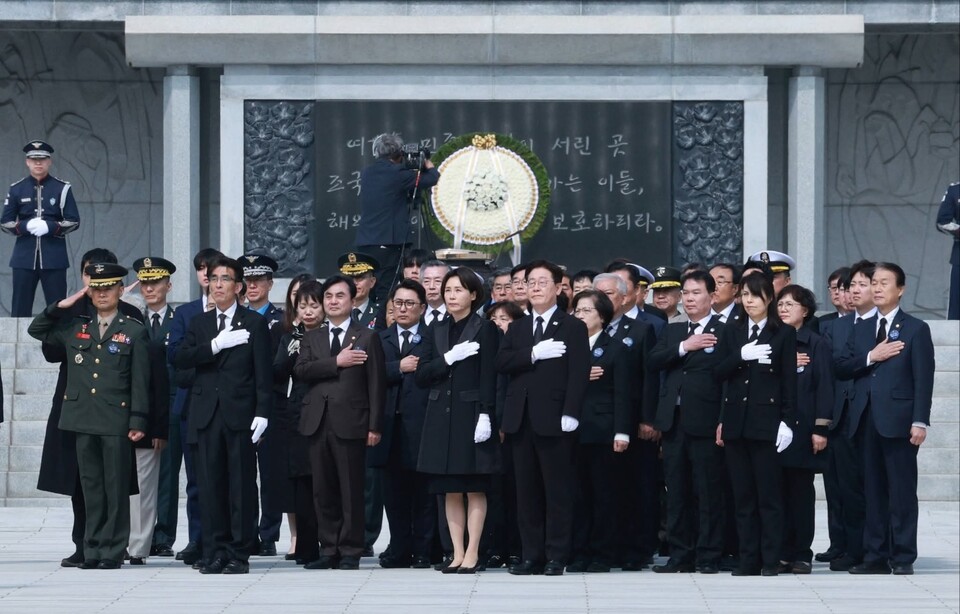 이재명 대통령이 27일 국립대전현충원에서 열린 제11회 서해수호의 날 기념식에 참석했다. (사진=안규백 국방부장관 페이스북)