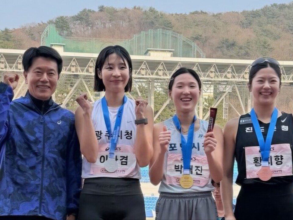 광주시청 육상팀 소속 이다겸 선수가 전국 실업 무대에서 은메달을 목에 걸었다. (사진제공=광주시 육상팀)