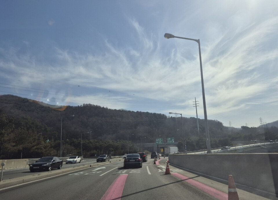 남양주시 화도IC 서울방향 진입램프 확장공사를 완료하며 출근 시간대 통행 여건이 대폭 개선됐다. (사진제공=남양주시)