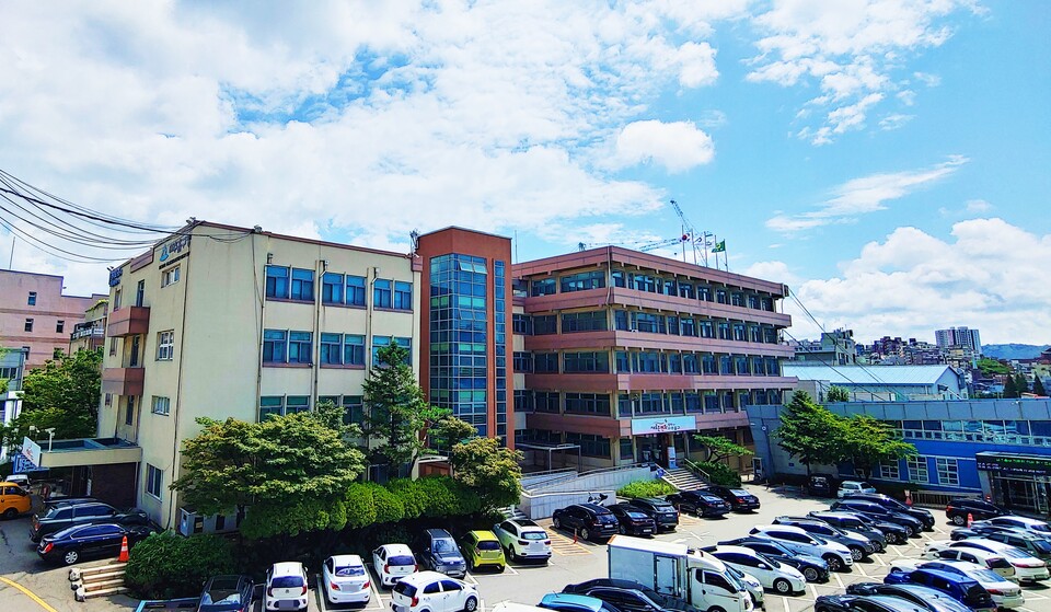인천 미추홀구가 고등학교 2학년 학생들의 진로 설계와 대입 준비를 돕기 위해 ‘1:1 맞춤형 진학 상담’을 운영했다. 사진은 미추홀구 전경. (사진제공=미추홀구)