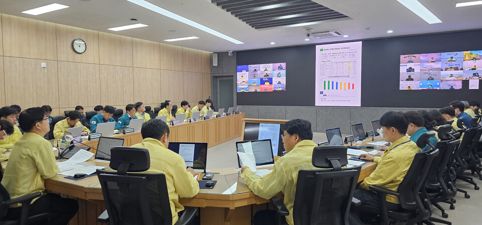 경기도가 여름철 재난 대응의 무게중심을 예방대책 실행으로 전환하며, 과거 재난사고 발생지역과 물놀이 위험지역까지 포함한 전방위 안전관리에 나선다. (사진제공=경기도)