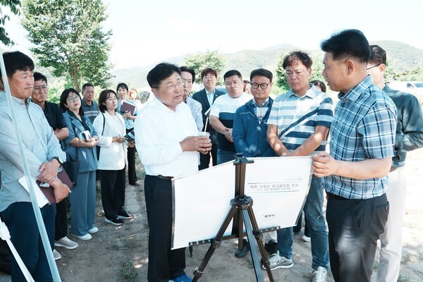 박관열 광주시장이 '이동 시장실'을 통해 주요 시정 현장 10곳을 점검했다. /사진제공=광주시