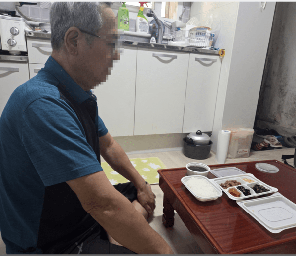 용인시는 방문 간호사 활동을 통해 어려움 겪는 주민을 발굴해 복지사각지대를 해소하고 있다