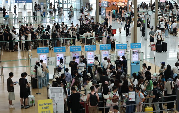 인천국제공항 출국장 모습. /연합뉴스