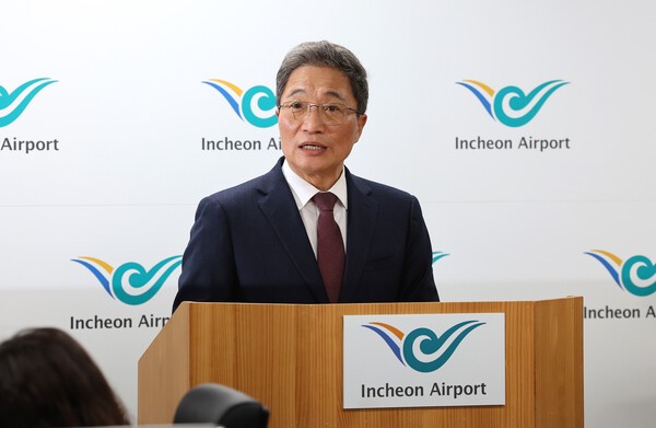 지난 1월 인천국제공항공사 내부 인사와 관련해 청와대와 대립각을 세우다 사퇴했던 이학재 전 인천국제공항공사 사장. /연합뉴스