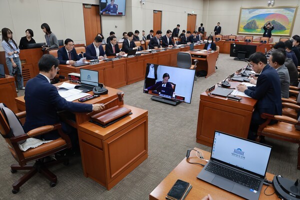 국회 정무위원회 전체회의(연합뉴스 자료사진)
