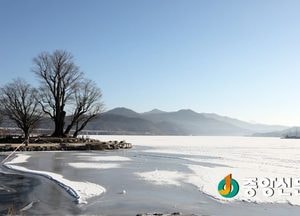 [포토]겨울 아침 두물머리에서 기도하는 마음