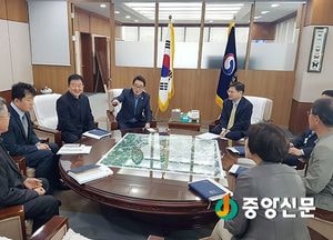 <양평>김선교 군수, 한강유역환경청 방문