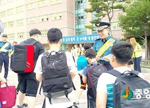 여주署, 학교폭력 예방 위한 ‘어깨동무’ 픽토그램 설치