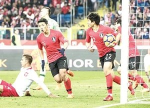 한국축구, 유럽 네이션스리그 ‘불똥’…평가전 ‘하늘의 별’
