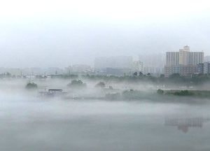 물안개 피어 오른 남한강