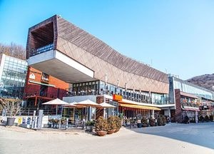 첫사랑 찾아 떠나는 감성가득 여행