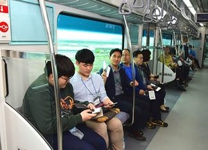 서해선 복선전철 개통 임박…시승행사