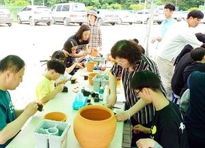 손 끝에서 느껴지는 전통옹기·문화유산