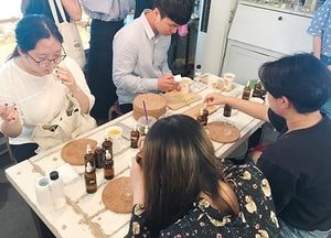 ‘나만의 향수 만들기’…조향사 바로알자