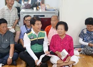 백군기 용인시장 폭염현장 방문 “취약계층 지원 최선”