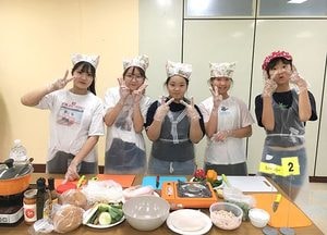 “세계 요리 대회로 국제적 견문 넓혀요”