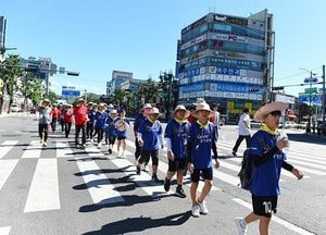 '제18회 여주사랑 걷기대행진’ 뜨거운 폭염, 청춘으로 맞서다