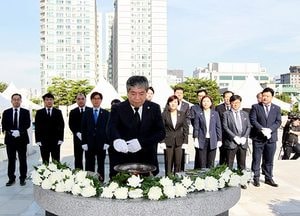 송한준 경기도의회 의장, 73주년 광복절 행사 참석