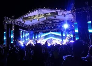 ‘강화 힙합&EDM 페스티벌’ 관람객 열광