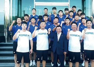 강화군의회 신득상 의장, 청소년야구 대표팀 격려