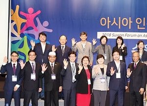 “희망주는 사회 만들려면 인간성 회복해야”