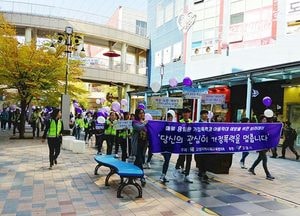 “주변에 관심 갖고 적극적인 시선으로 보라”