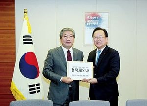 송한준 “자치분권 강화 대통령 발표 지지”