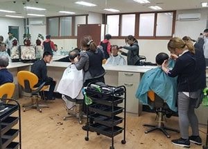 동두천시 로컬드림봉사회, 노숙인 미용 봉사