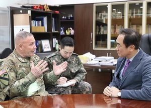 정장선 평택시장, 미8군 사령관과 협력 방안 논의